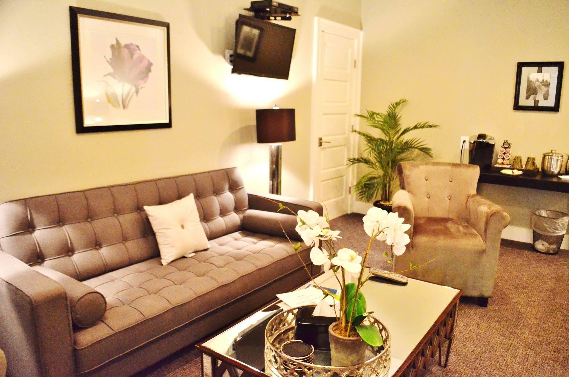 Culpeper Center Suites Extérieur photo